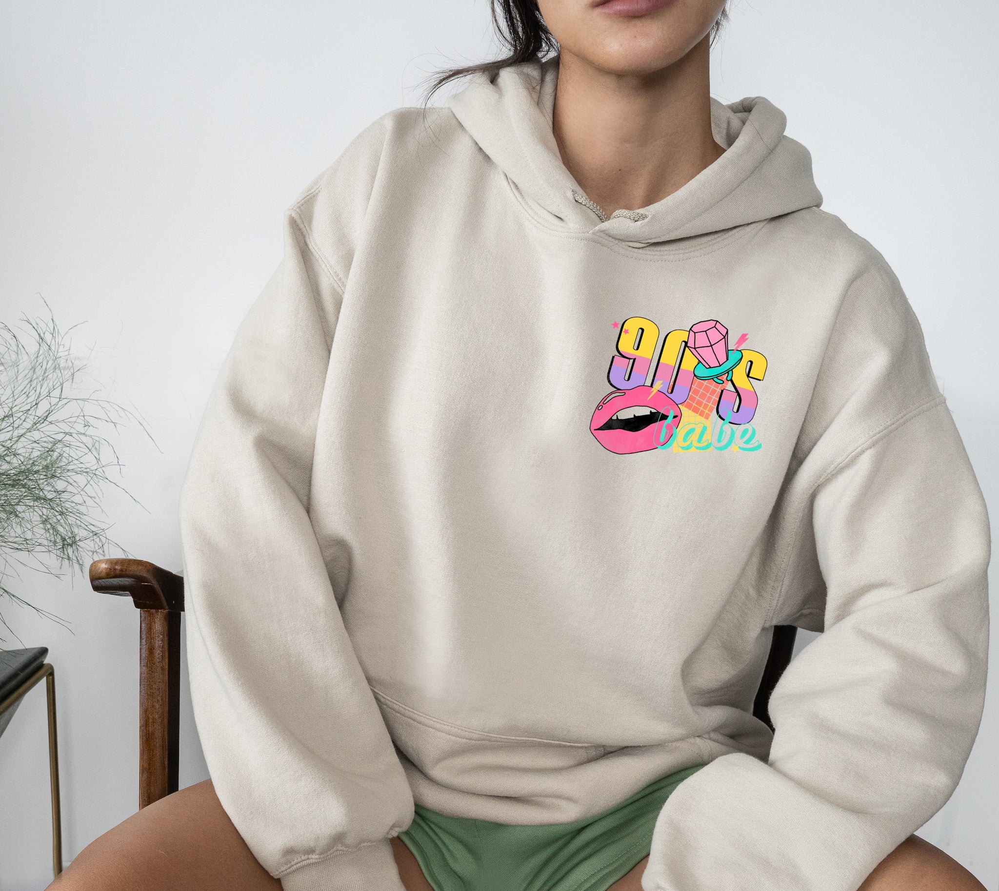 90's babe Hoodie - Fitsweatlife